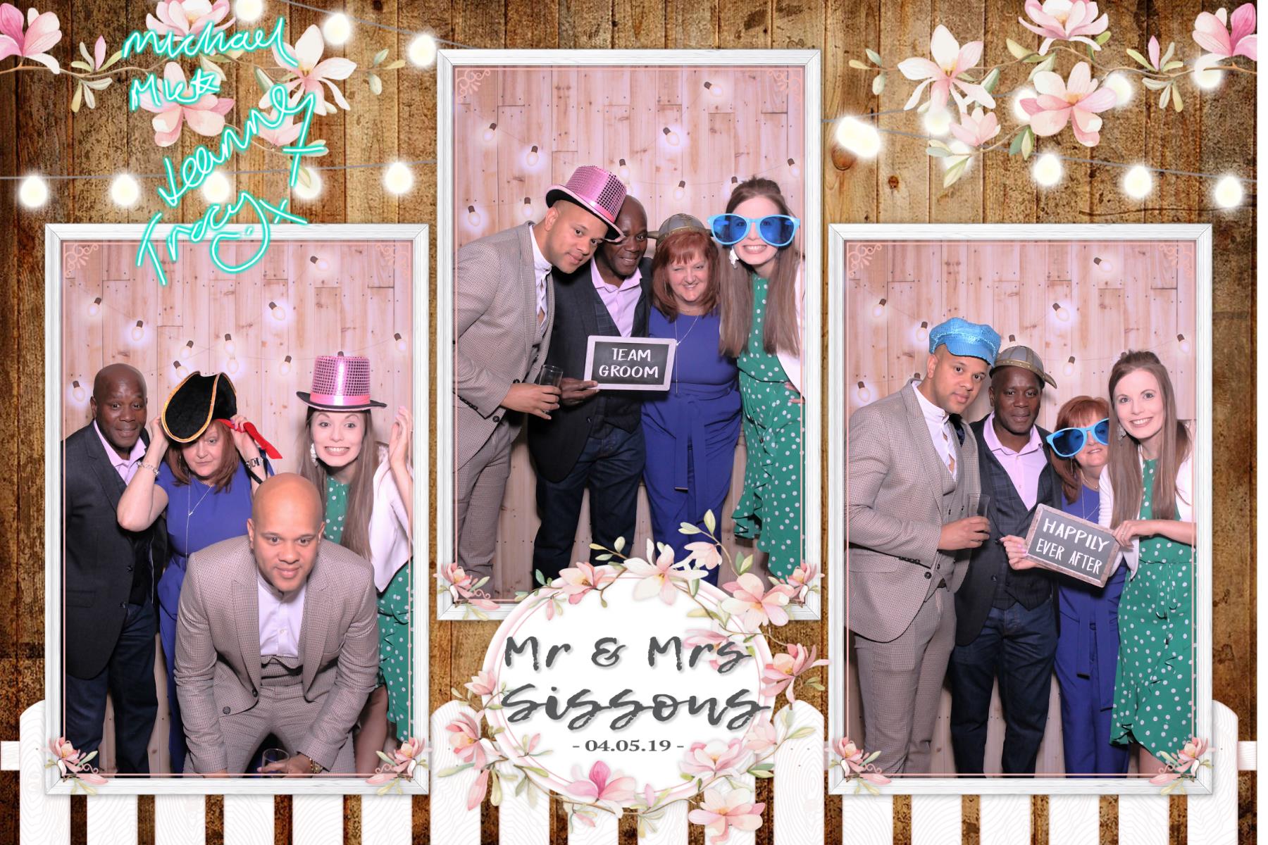 Mr and Mrs Sissons | View more photos from the event at gallery.blissbooth.co.uk/u/BlissBooth/Mr-and-Mrs-Sissons